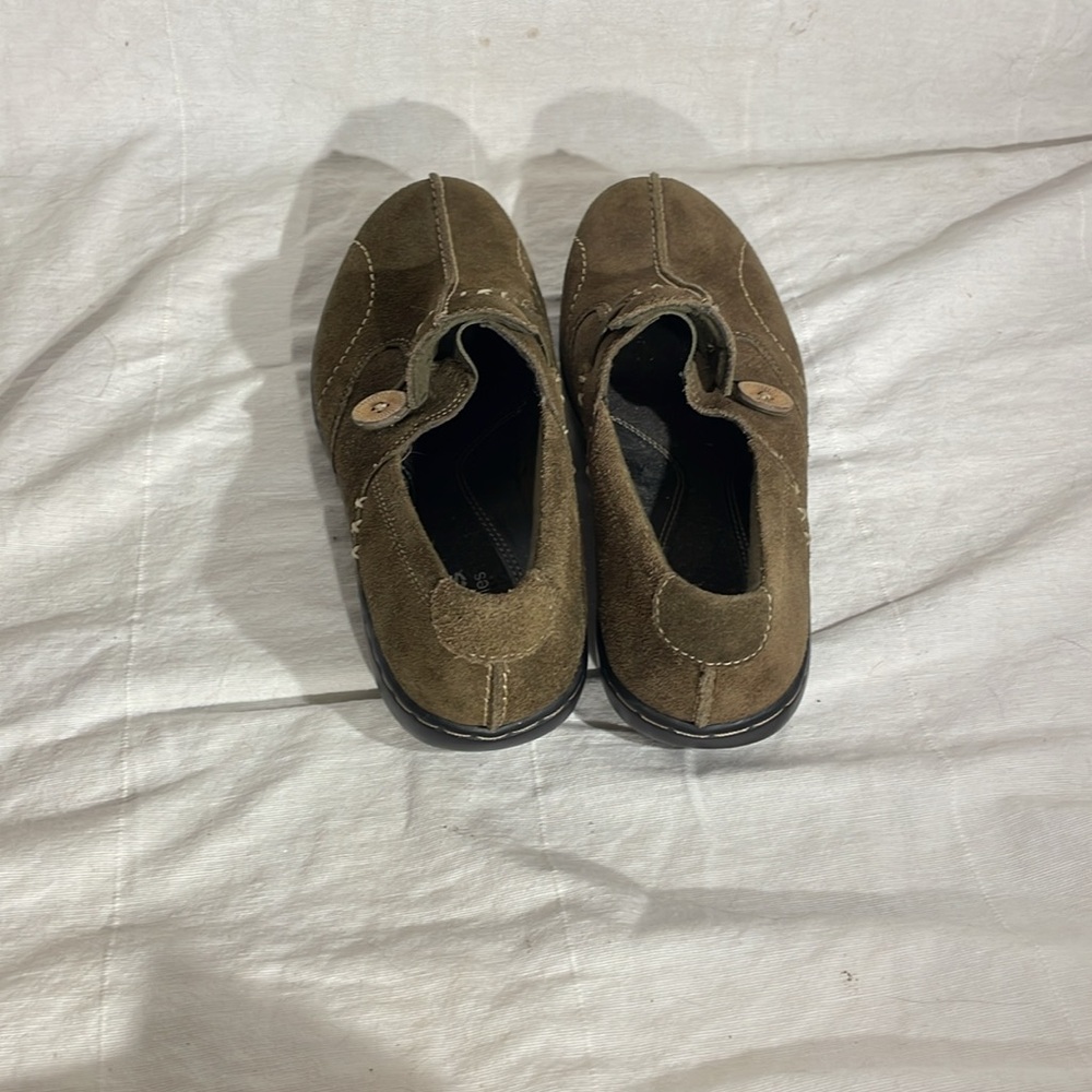 Clarks Bendables Green Leather Slip On Comfort Shoes Flats Size 7.5 M NWOB - Picture 3 of 7